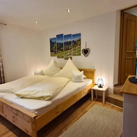 Gaestehaus Hoesmader Apartment *